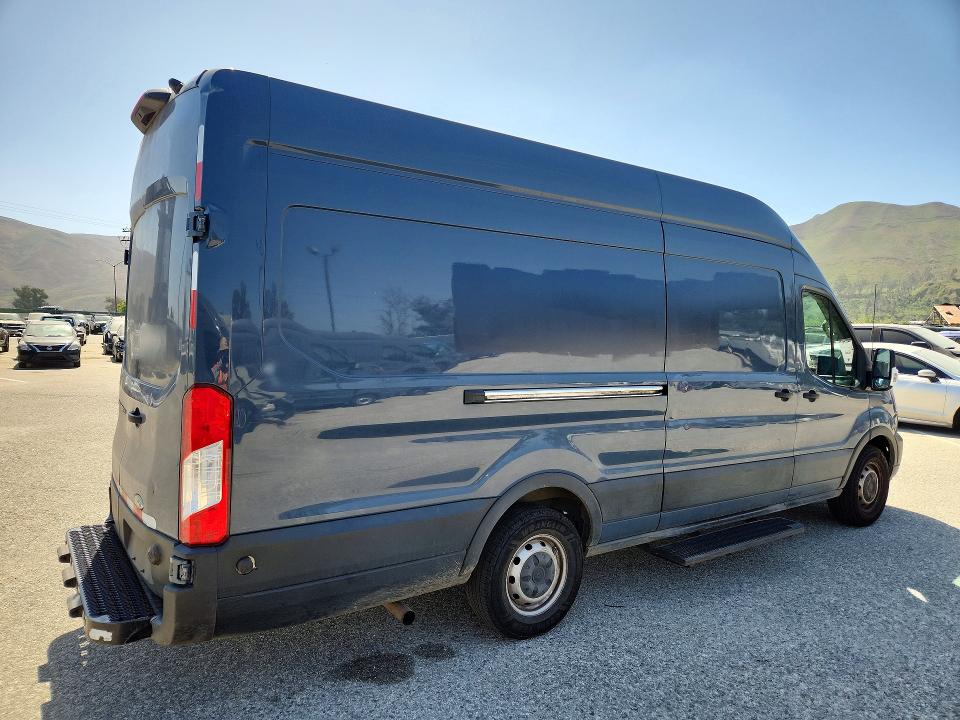 55065526 :رقم المزاد ، 1FTBR3X89LKB27494 vin ، 2020 Ford Transit مزاد بيع