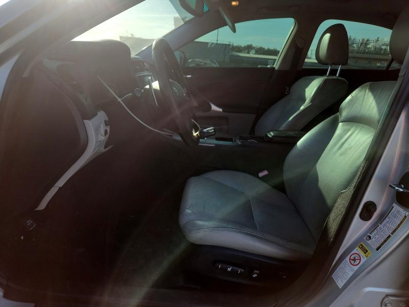 59004116 :رقم المزاد ، JTHBF5C2XA5123700 vin ، 2010 Lexus Is مزاد بيع