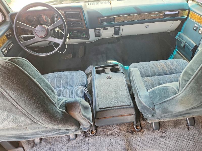 56151226 :رقم المزاد ، 1GKER16K4LF526292 vin ، 1990 Gmc Suburban مزاد بيع