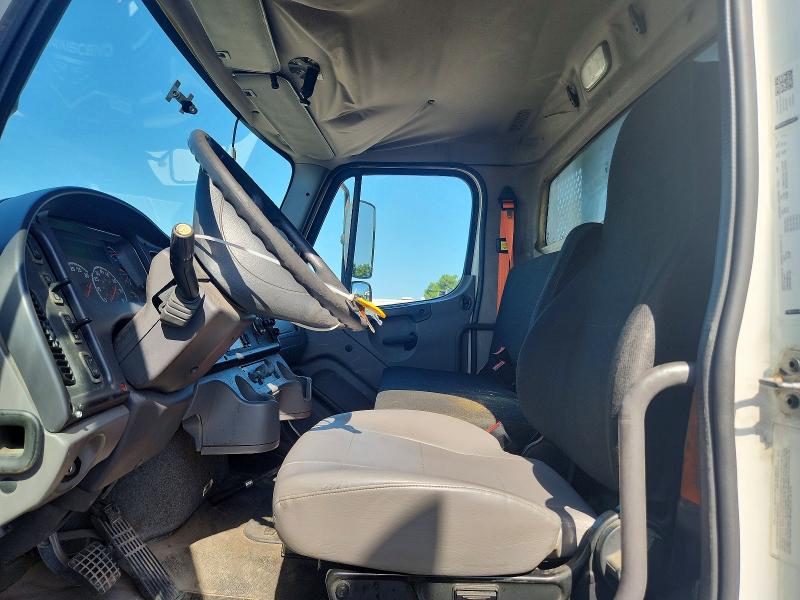 Продаж на аукціоні авто 2017 Freightliner M2, vin: 1FVHCYCY0HHJD8449, номер лоту: 57901396