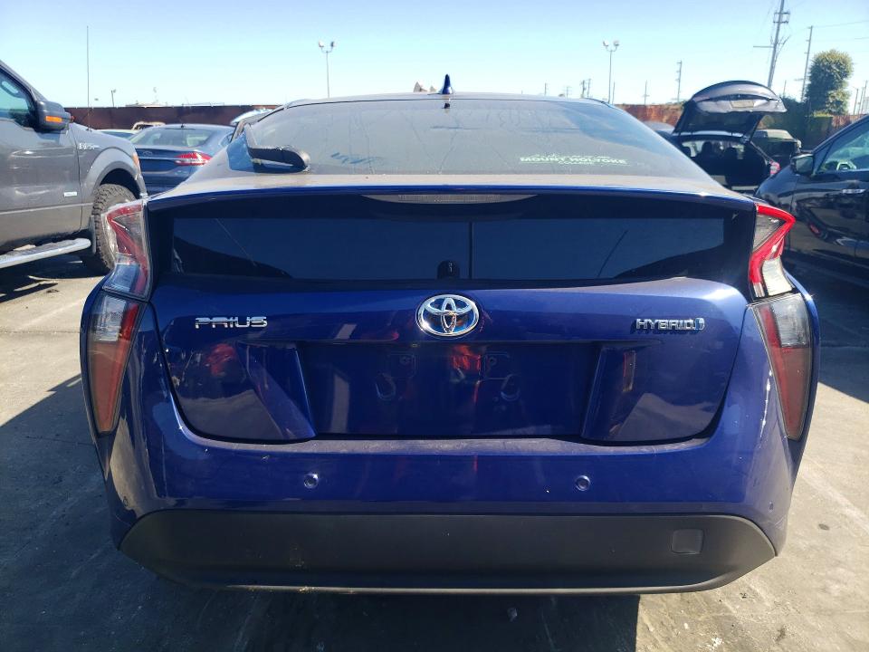 57771156 :رقم المزاد ، JTDKBRFU2J3598111 vin ، 2018 Toyota Prius مزاد بيع