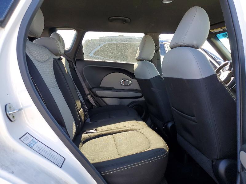 Продаж на аукціоні авто 2015 Kia Soul, vin: KNDJP3A58F7163779, номер лоту: 56694336