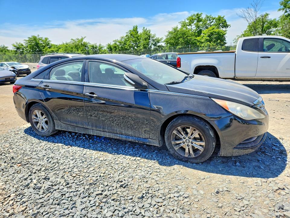 2014 Hyundai Sonata მანქანა იყიდება აუქციონზე, vin: 5NPEB4AC7EH938572, აუქციონის ნომერი: 57342536