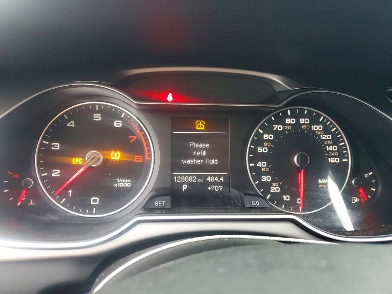 2013 Audi A4 მანქანა იყიდება აუქციონზე, vin: WAUBFAFLXDN007834, აუქციონის ნომერი: 57131086