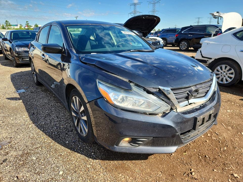 Продажа на аукционе авто 2017 Nissan Altima, vin: 1N4AL3AP9HC230807, номер лота: 58788566