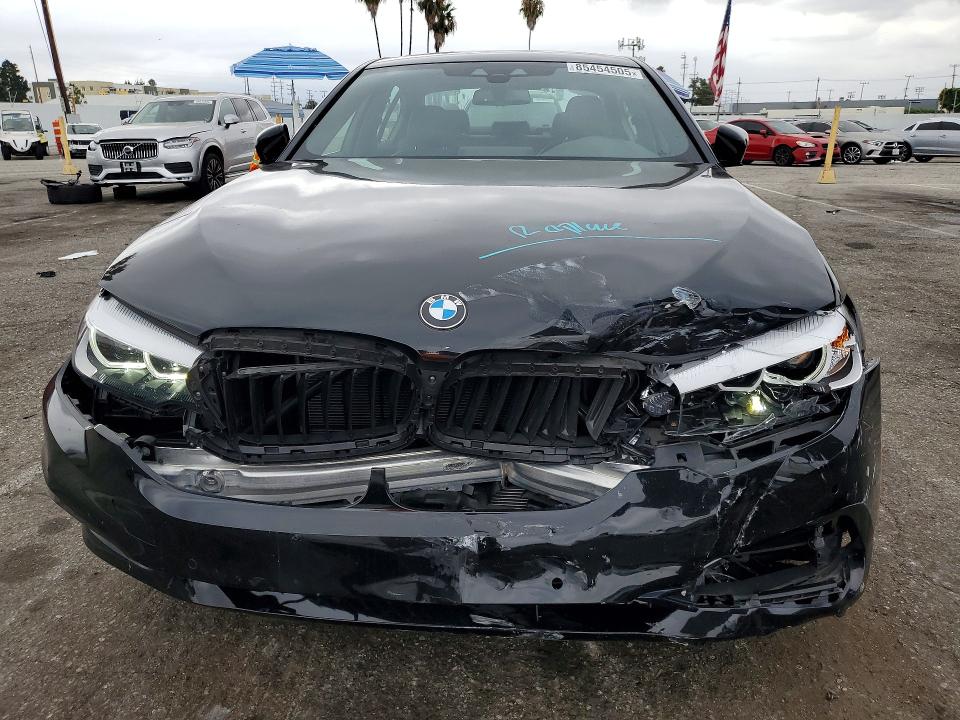 85454505 :رقم المزاد ، WBAJA9C03LCD41087 vin ، 2020 Bmw 530e مزاد بيع