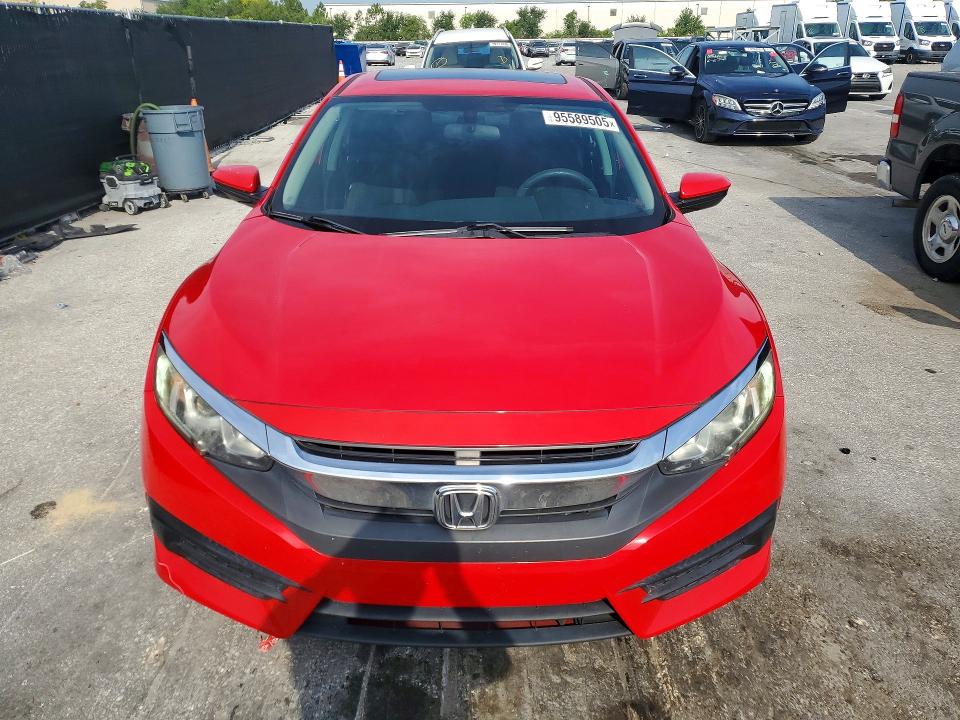 Aukcja sprzedaży 2018 Honda Civic, vin: 2HGFC2F72JH575068, numer aukcji: 95589505