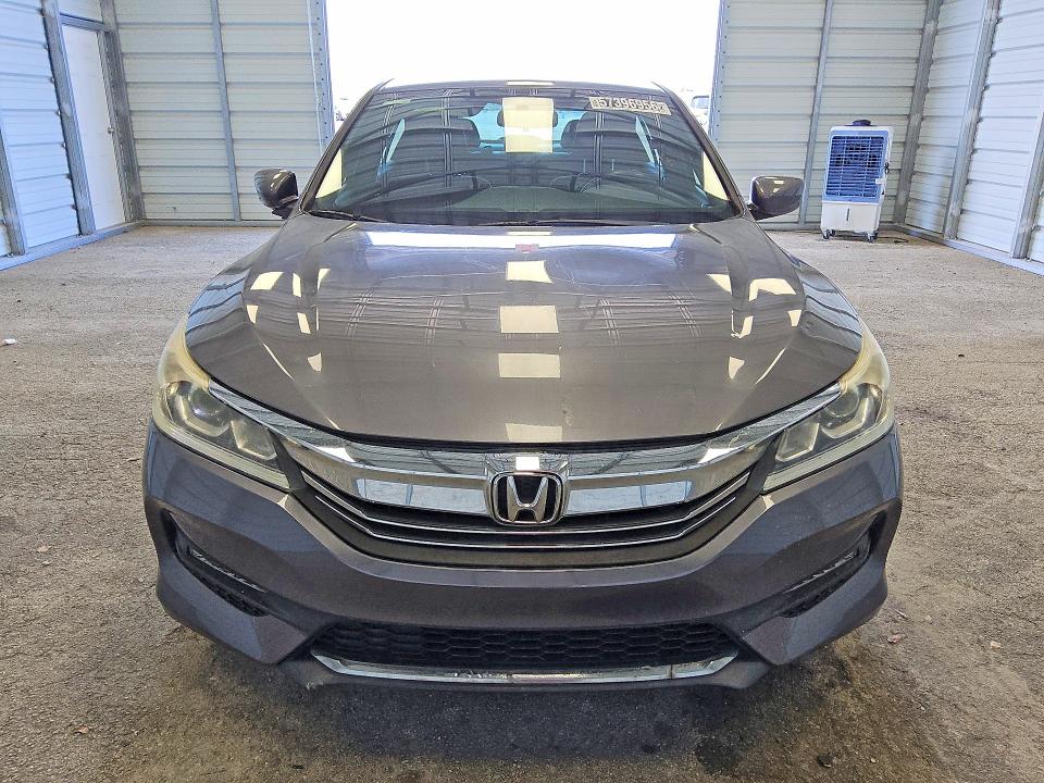 Продажа на аукционе авто 2017 Honda Accord, vin: 1HGCR2F53HA269666, номер лота: 57396956