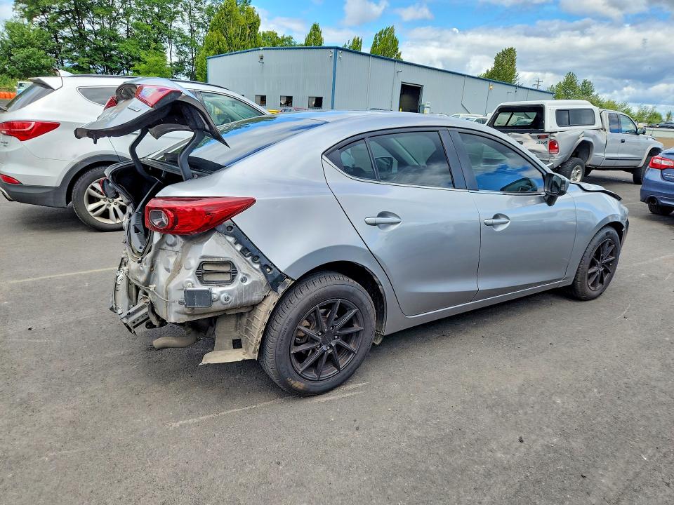 57017106 :رقم المزاد ، 3MZBM1U76GM307252 vin ، 2016 Mazda 3 مزاد بيع