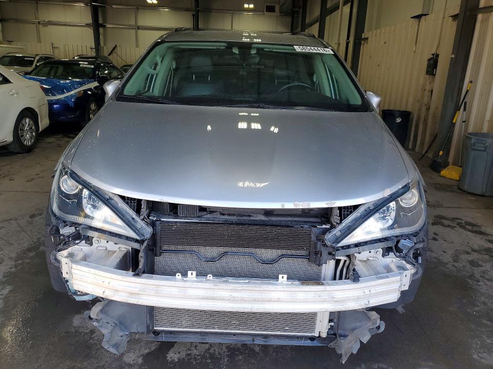 2017 Chrysler Pacifica მანქანა იყიდება აუქციონზე, vin: 2C4RC1BG8HR642742, აუქციონის ნომერი: 58544416