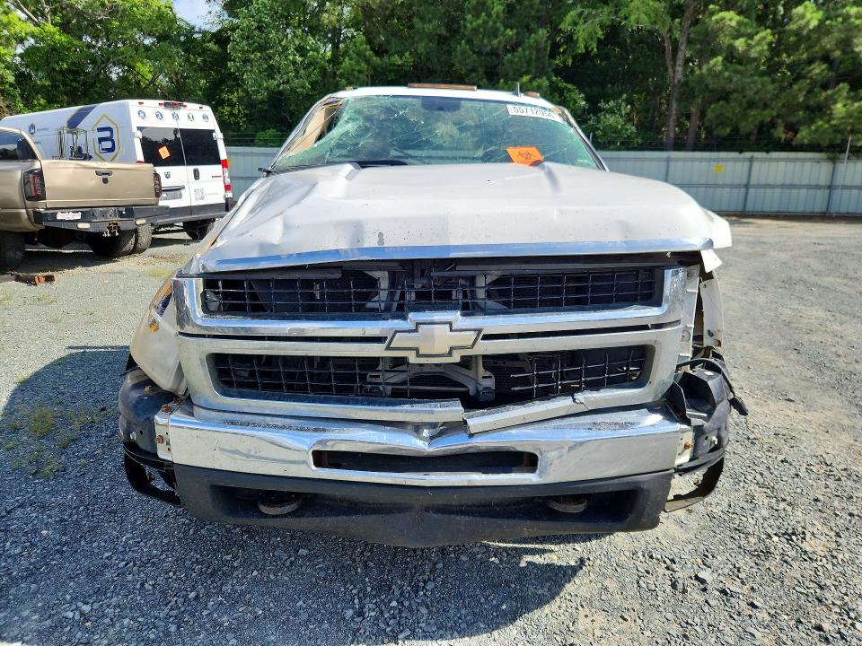 55712956 :رقم المزاد ، 1GBJC74K19E102220 vin ، 2009 Chevrolet Silverado مزاد بيع