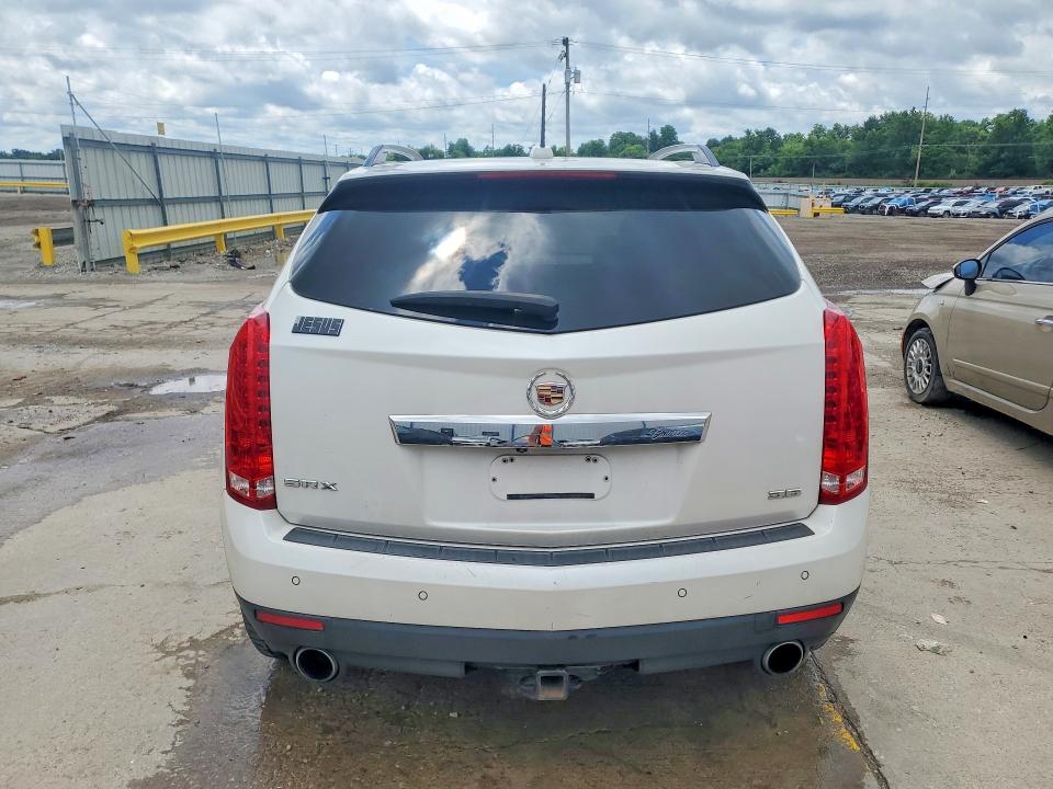 57074426 :رقم المزاد ، 3GYFNDE39FS623425 vin ، 2015 Cadillac Srx مزاد بيع