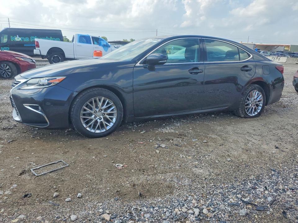 57899036 :رقم المزاد ، 58ABK1GG7HU036403 vin ، 2017 Lexus Es مزاد بيع