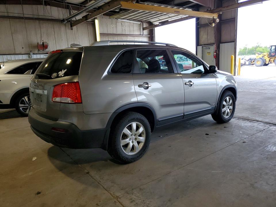 57969196 :رقم المزاد ، 5XYKTCA13BG034455 vin ، 2011 Kia Sorento مزاد بيع