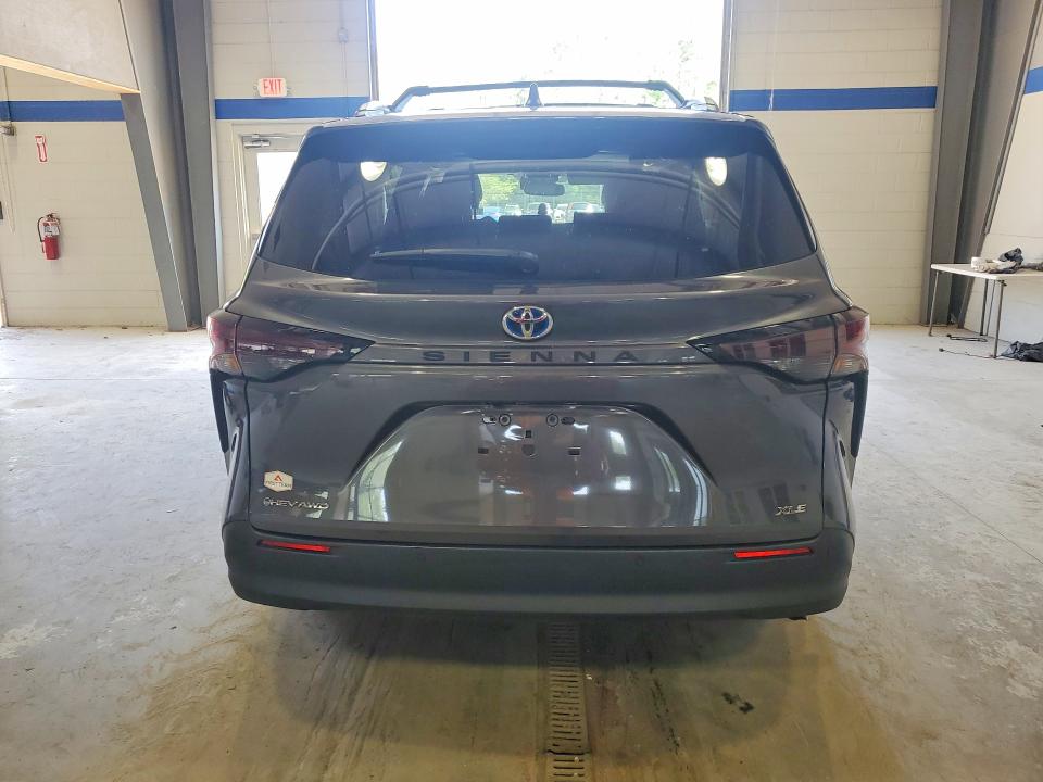 59272516 :رقم المزاد ، 5TDJSKFC1SS183274 vin ، 2025 Toyota Sienna مزاد بيع