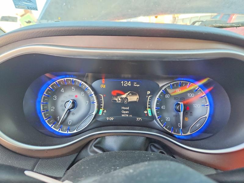 Продаж на аукціоні авто 2018 Chrysler Pacifica, vin: 2C4RC1EG0JR330304, номер лоту: 55815996