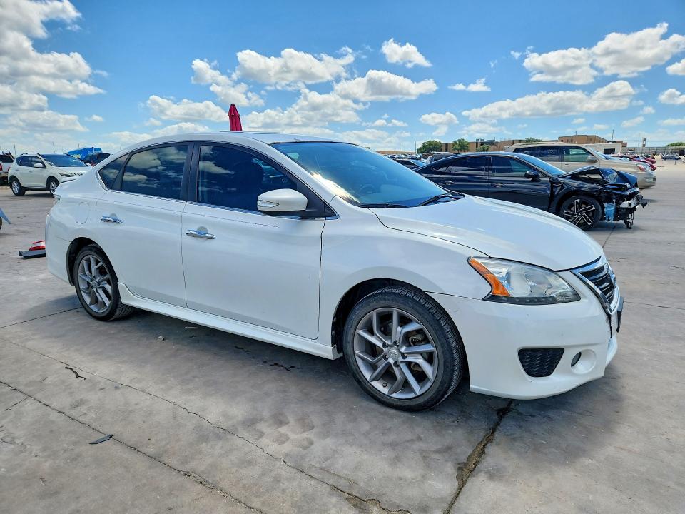 2015 Nissan Sentra მანქანა იყიდება აუქციონზე, vin: 3N1AB7AP6FY257619, აუქციონის ნომერი: 56988126