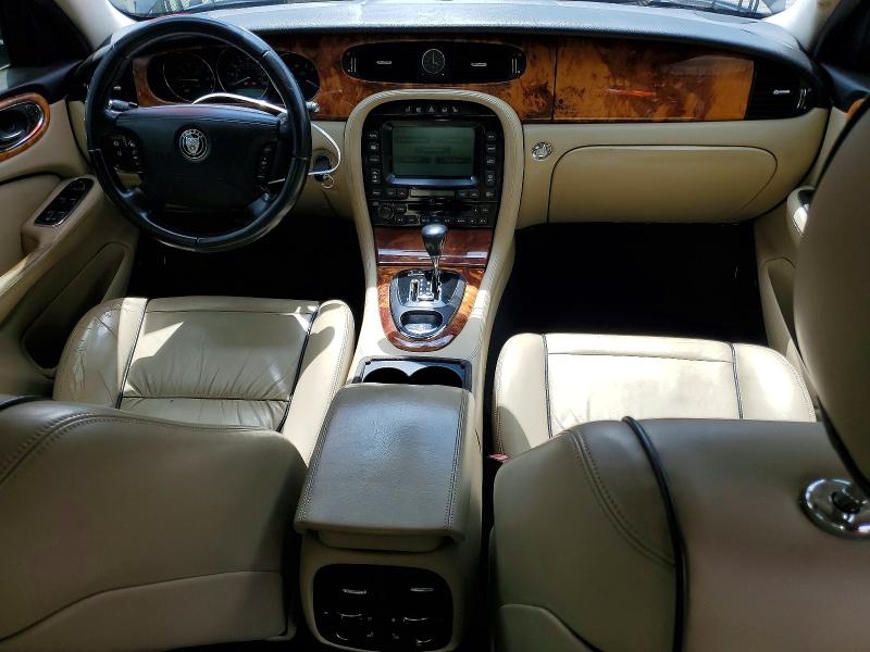 2007 Jaguar Xj8 მანქანა იყიდება აუქციონზე, vin: SAJWA79B07SH17392, აუქციონის ნომერი: 55079816