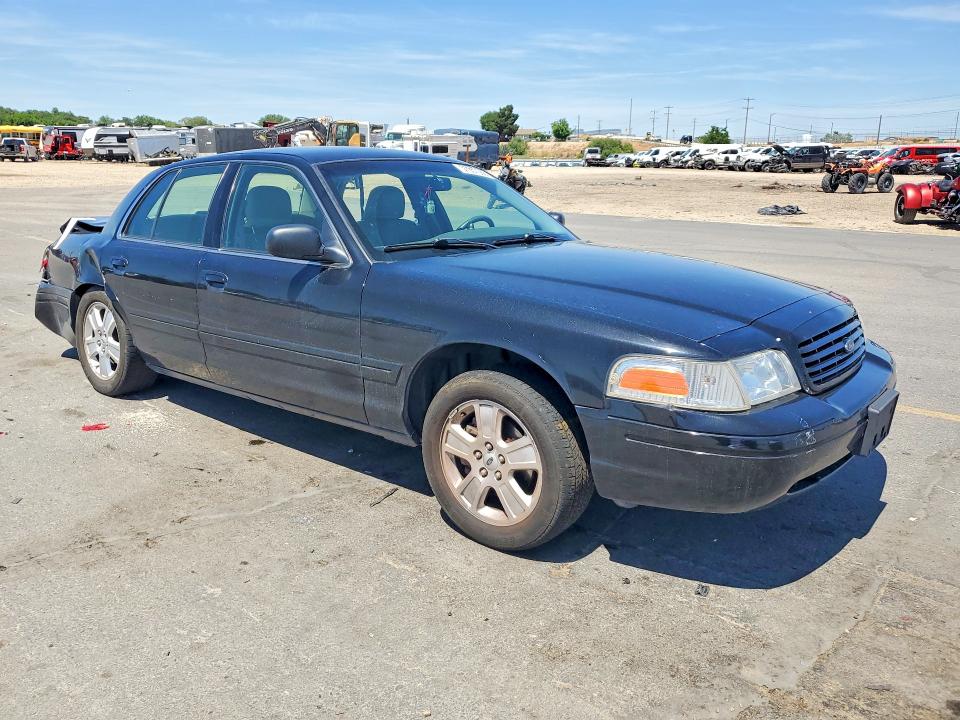 2007 Ford Crown Victoria მანქანა იყიდება აუქციონზე, vin: 2FAHP74VX7X153869, აუქციონის ნომერი: 57357066