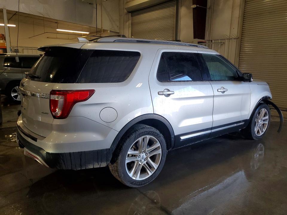 2017 Ford Explorer მანქანა იყიდება აუქციონზე, vin: 1FM5K8D89HGA97938, აუქციონის ნომერი: 85607205