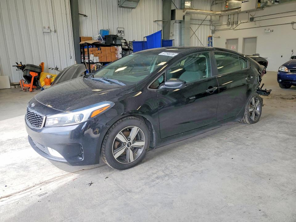 57298236 :رقم المزاد ، 3KPFL4A7XJE207119 vin ، 2018 Kia Forte مزاد بيع