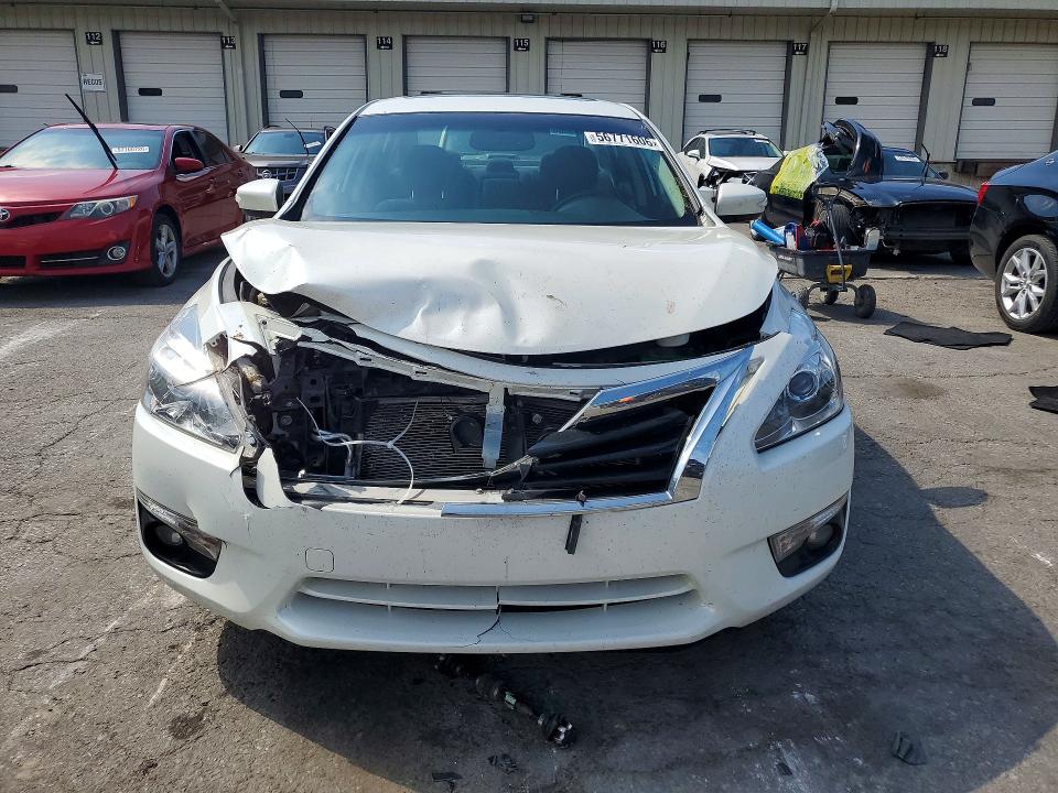 56771606 :رقم المزاد ، 1N4AL3AP5FC213919 vin ، 2015 Nissan Altima مزاد بيع