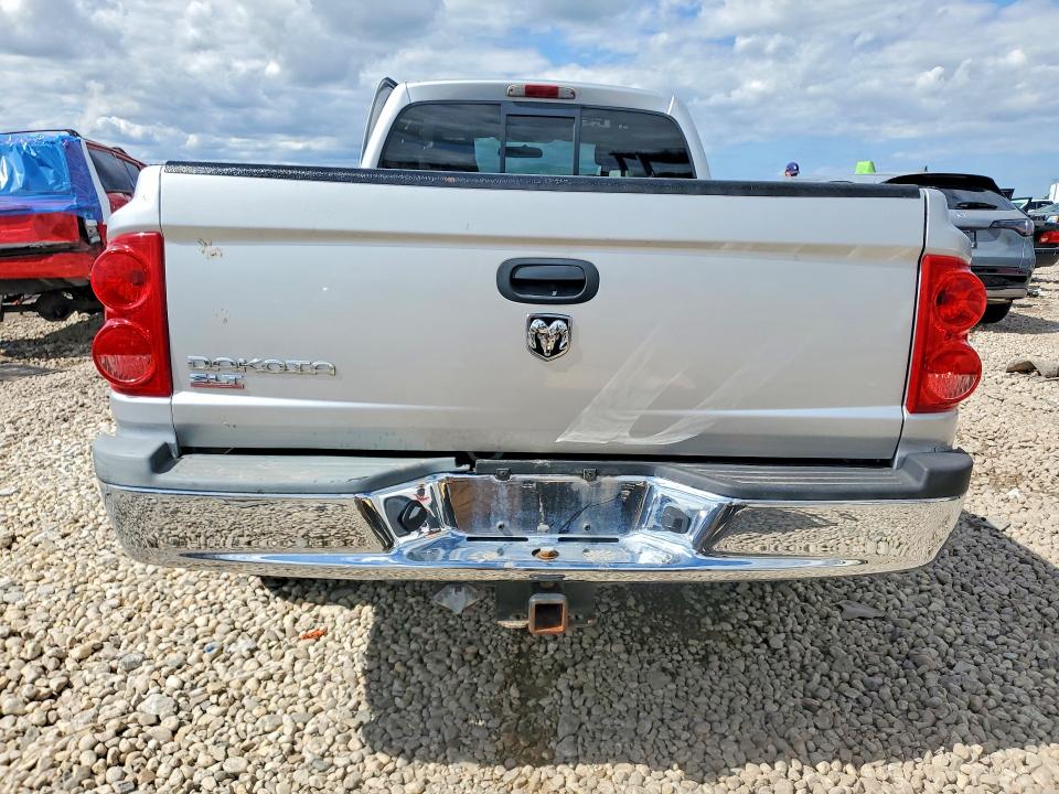 2005 Dodge Dakota მანქანა იყიდება აუქციონზე, vin: 1D7HW42K15S295733, აუქციონის ნომერი: 57424046