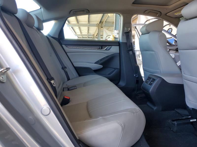Продаж на аукціоні авто 2018 Honda Accord, vin: 1HGCV3F92JA016820, номер лоту: 56709996