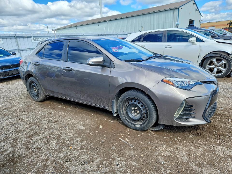 55550696 :رقم المزاد ، 2T1BURHE0HC894732 vin ، 2017 Toyota Corolla مزاد بيع