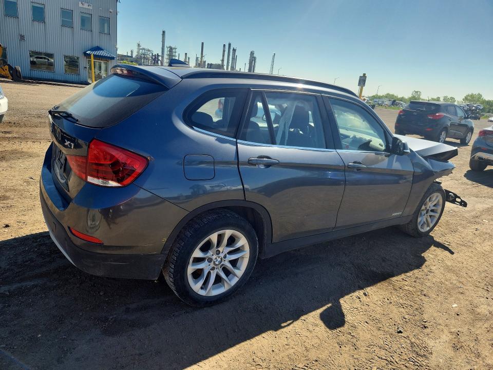 56648956 :رقم المزاد ، WBAVL1C52FVY25850 vin ، 2015 Bmw X1 مزاد بيع