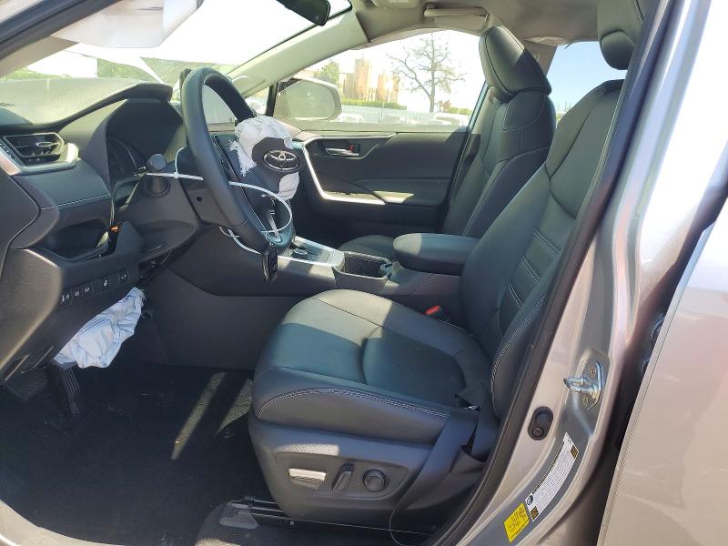 Продажа на аукционе авто 2025 Toyota Rav4, vin: JTMB6RFV8SD570712, номер лота: 57894436