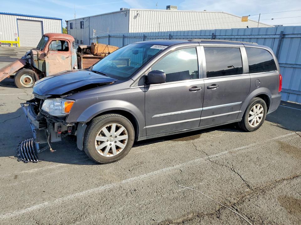 2016 Chrysler Town & Country მანქანა იყიდება აუქციონზე, vin: 2C4RC1BG7GR299047, აუქციონის ნომერი: 56099336