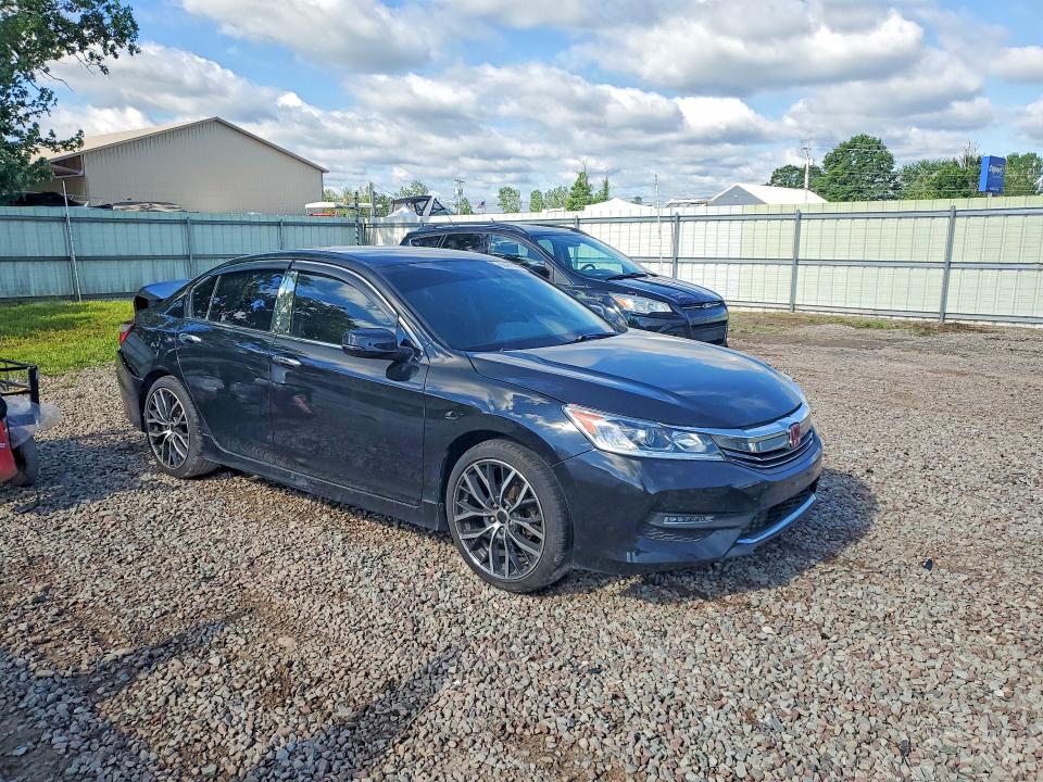 Auction sale of the 2017 Honda Accord, vin: 1HGCR2F34HA109603, lot number: 56461986