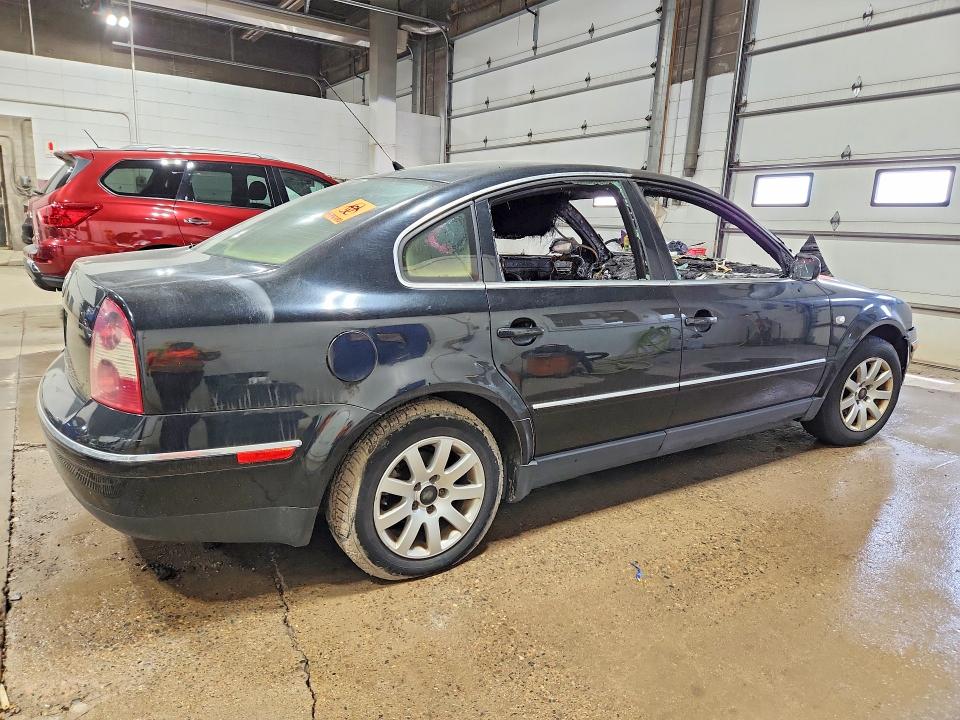2001 Volkswagen Passat მანქანა იყიდება აუქციონზე, vin: WVWPD63B51P070248, აუქციონის ნომერი: 63344156