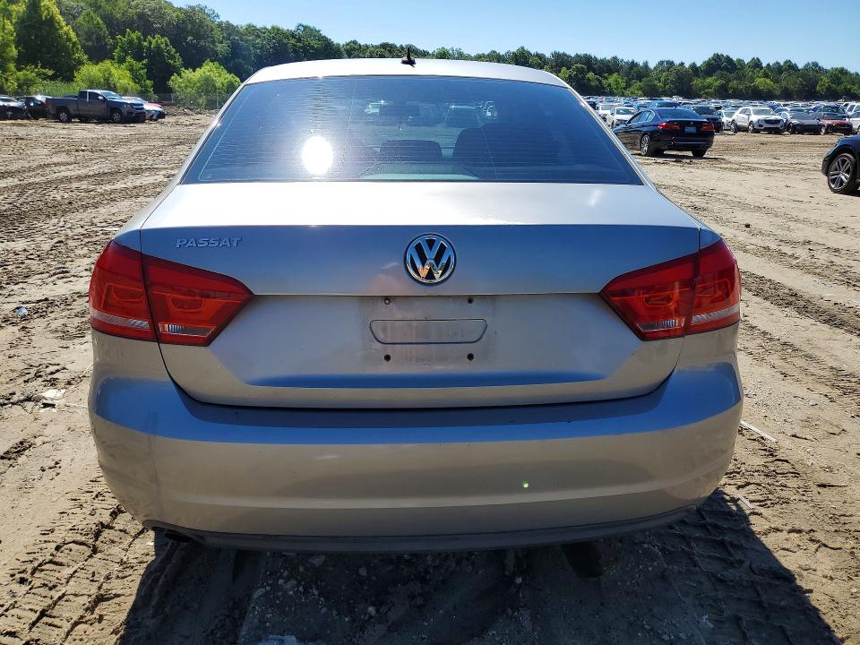 2012 Volkswagen Passat მანქანა იყიდება აუქციონზე, vin: 1VWAP7A32CC008246, აუქციონის ნომერი: 58424486
