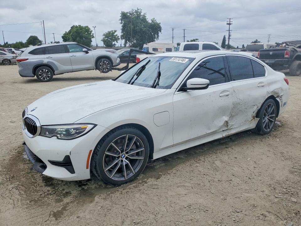 59174746 :رقم المزاد ، 3MW5P7J06M8B98245 vin ، 2021 Bmw 330e مزاد بيع