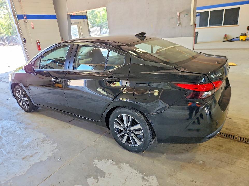 57756256 :رقم المزاد ، 3N1CN8EV7ML889327 vin ، 2021 Nissan Versa مزاد بيع