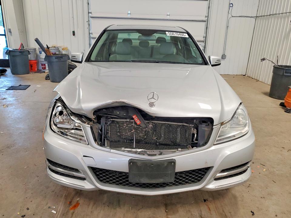 55610466 :رقم المزاد ، WDDGF8BB4CA606030 vin ، 2012 Mercedes-benz C مزاد بيع