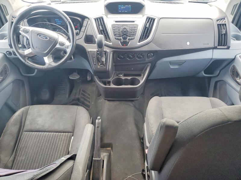 57317876 :رقم المزاد ، 1FBVU4XG2FKA74901 vin ، 2015 Ford Transit مزاد بيع