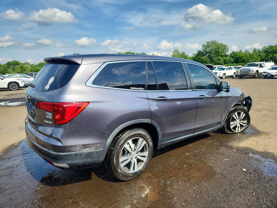 Продажа на аукционе авто 2017 Honda Pilot, vin: 5FNYF6H64HB065606, номер лота: 58845716