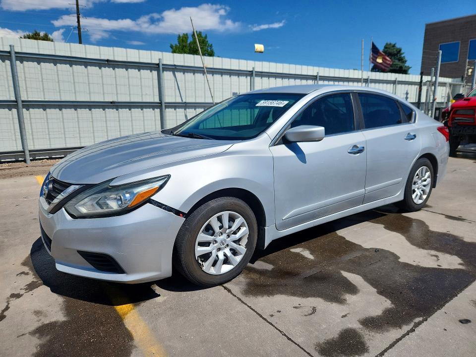 2017 Nissan Altima მანქანა იყიდება აუქციონზე, vin: 1N4AL3AP3HN324296, აუქციონის ნომერი: 59156746