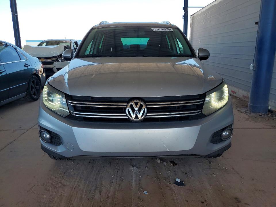 Продаж на аукціоні авто 2016 Volkswagen Tiguan, vin: WVGAV7AX1GW580890, номер лоту: 57890316