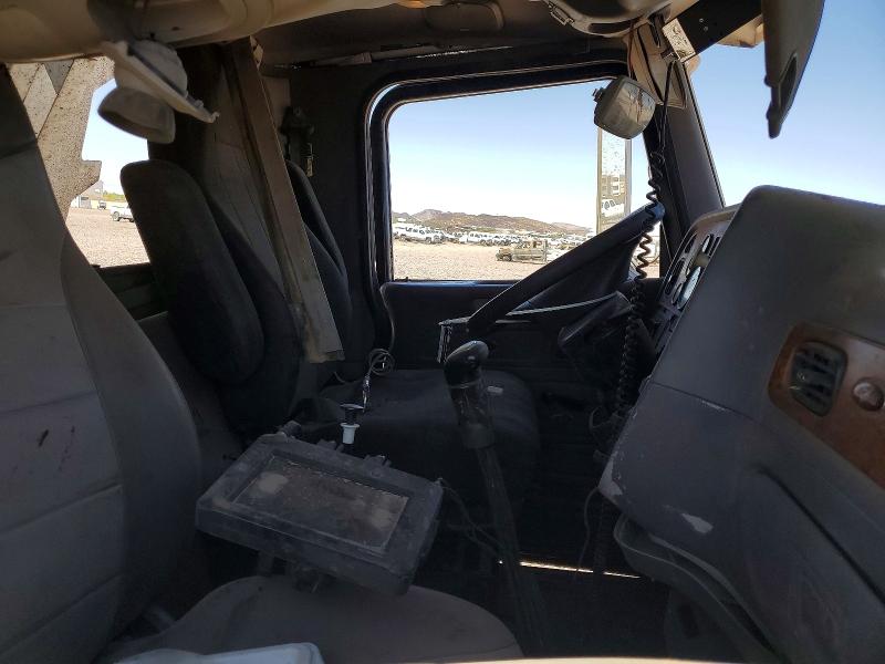 Продажа на аукционе авто 2008 Peterbilt 365, vin: 1XPSDU9X98D740881, номер лота: 56175486