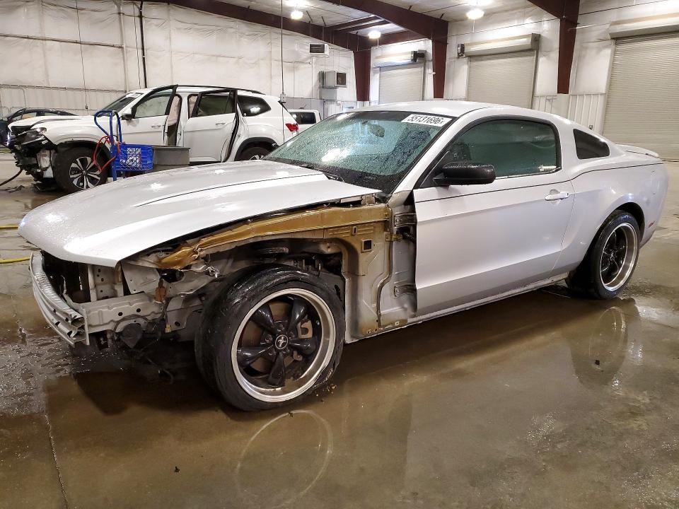 55131696 :رقم المزاد ، 1ZVBP8AM6B5169463 vin ، 2011 Ford Mustang مزاد بيع