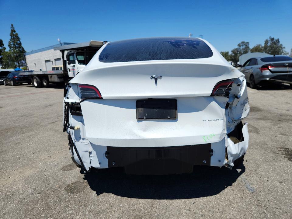 Продаж на аукціоні авто 2023 Tesla Model Y, vin: 7SAYGDEEXPF887034, номер лоту: 57293046