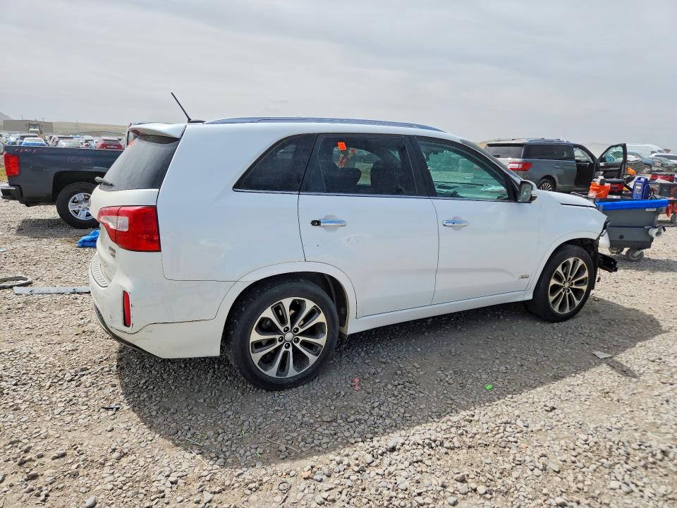 58843746 :رقم المزاد ، 5XYKWDA75FG551568 vin ، 2015 Kia Sorento مزاد بيع