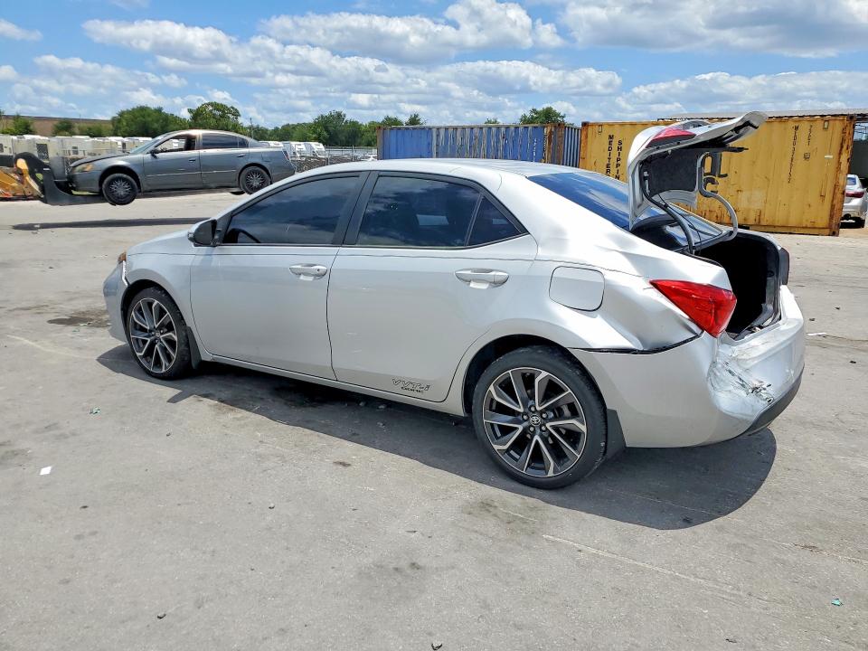 56118146 :رقم المزاد ، 5YFBURHE6JP822360 vin ، 2018 Toyota Corolla مزاد بيع