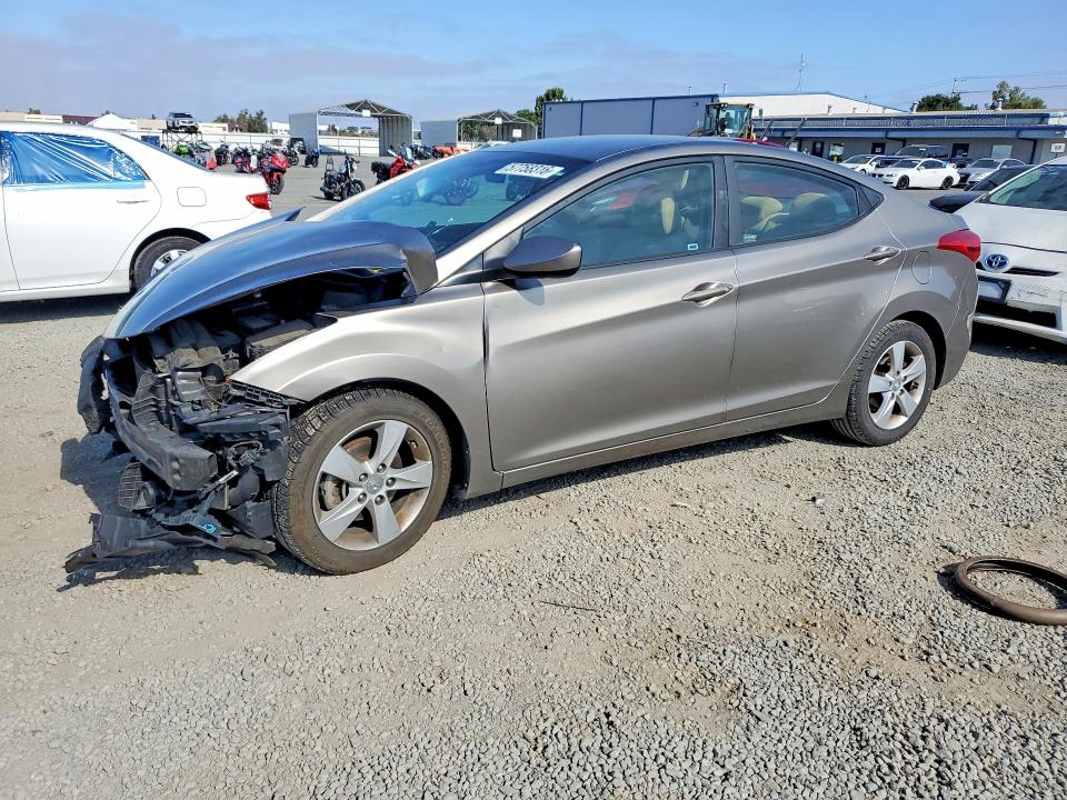 57758316 :رقم المزاد ، 5NPDH4AE1DH357269 vin ، 2013 Hyundai Elantra مزاد بيع
