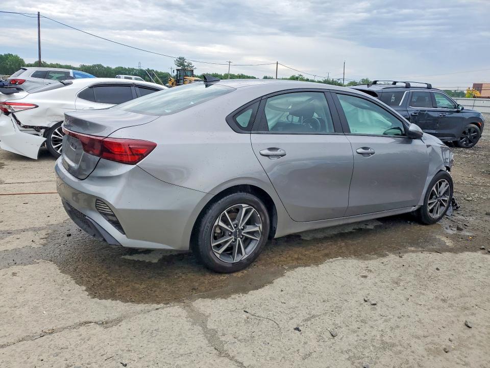 2023 Kia Forte მანქანა იყიდება აუქციონზე, vin: 3KPF24AD1PE525339, აუქციონის ნომერი: 57442506