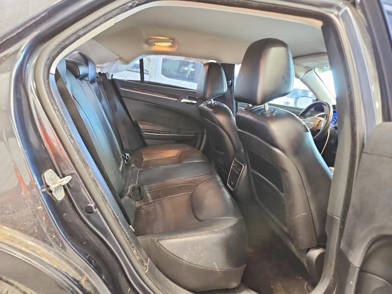 56644616 :رقم المزاد ، 2C3CCAAGXFH881899 vin ، 2015 Chrysler 300 مزاد بيع